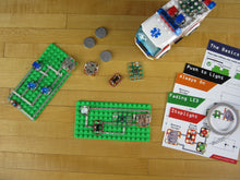 Load image into Gallery viewer, Crazy Circuits Makerspace Set